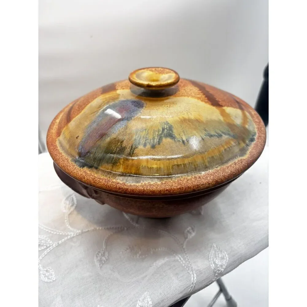 Studio art ceramic glass bowl with lid by Walt  glass 89